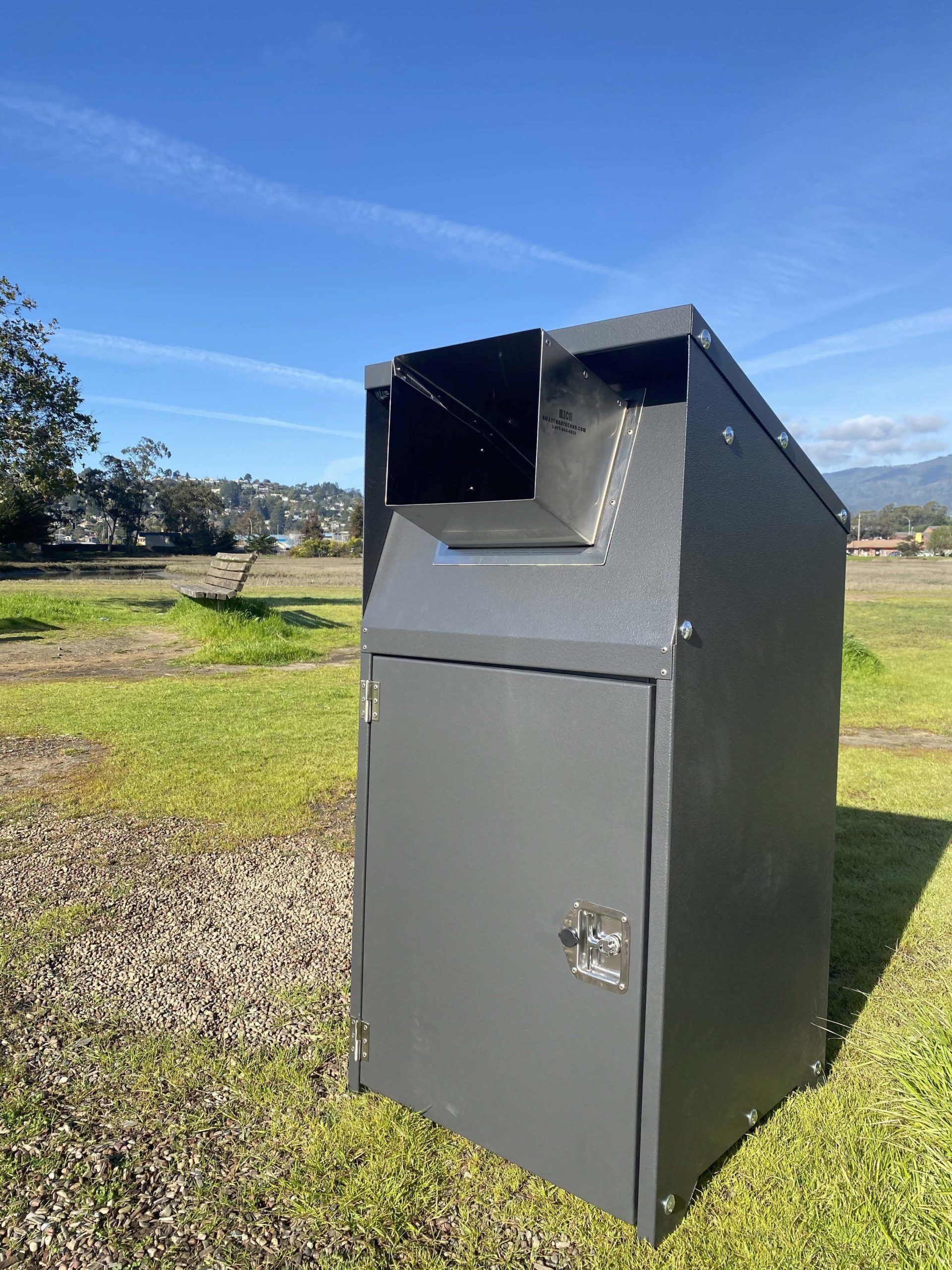 5 Eco-Friendly Features of Smart Waste Cans